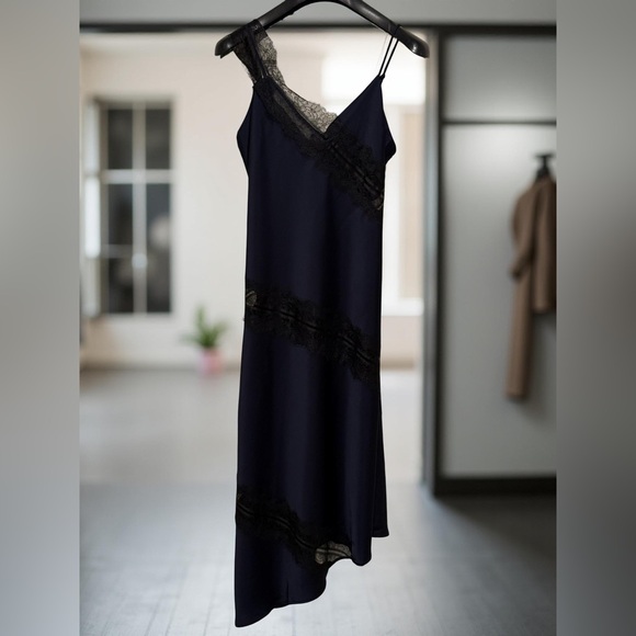 House of Harlow 1960 NWT Size S Beautiful Rich Navy & Black Lace Dress  (0633) - Picture 2 of 12